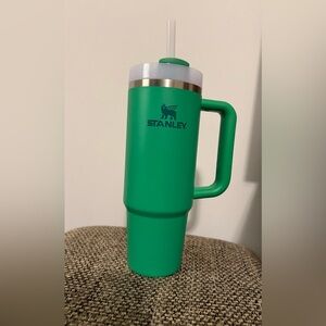 NEW Green Stanley Emerald Green Travel Mug with Handle & Straw